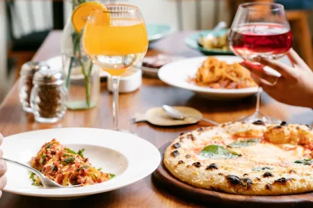 LP Residency Отели рядом с достопримечательностью «Mindrolling Monastery»