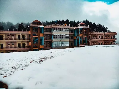 Gunjyal Madhur Residency Hotels near Ralam Glacier