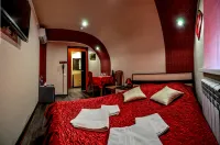 Briz Hotel - 2성급