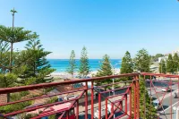 MAD Monkey Hostel Coogee Beach Hotels in Coogee
