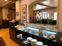 Aloha Hotel, Manila