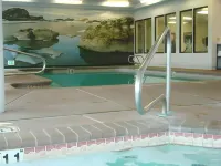 Holiday Inn Express & Suites EUREKA by IHG - Hot Tub
