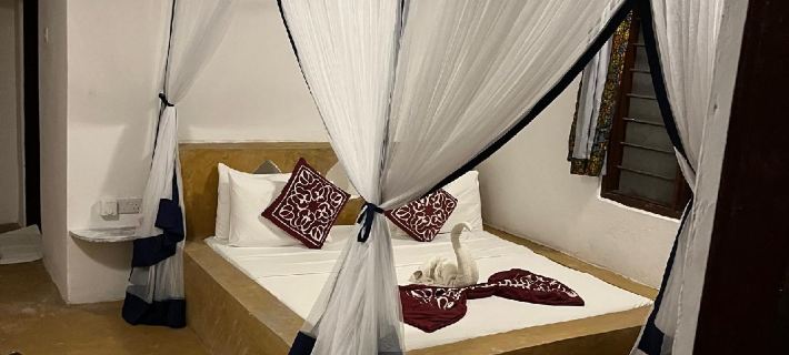 Karanga Bungalows Hoteles en Kati