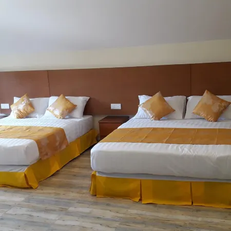 Tulip Hotel & Apartment Отели рядом с достопримечательностью «Храм Сам По»