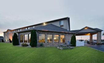 Best Western Plus Howe Inn