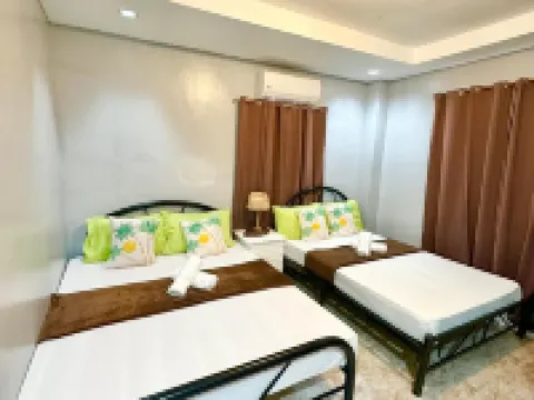 Backdoor Villa Hotéis em Baler