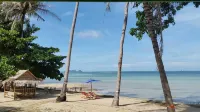 Samma Karuna Beach & Wellness Resort - Intoxicants Free - parcheggio