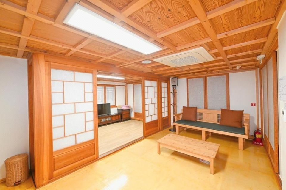 어련당 한옥 전경