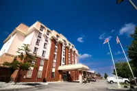Waterloo Suites Hotel, Trademark Collection by Wyndham Hotels near University of Waterloo