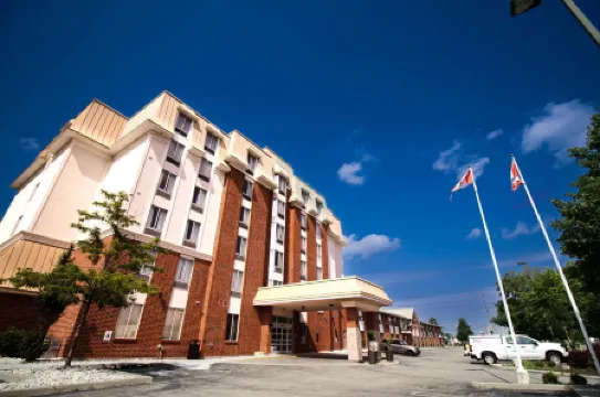 Waterloo Suites Hotel, Trademark Collection by Wyndham