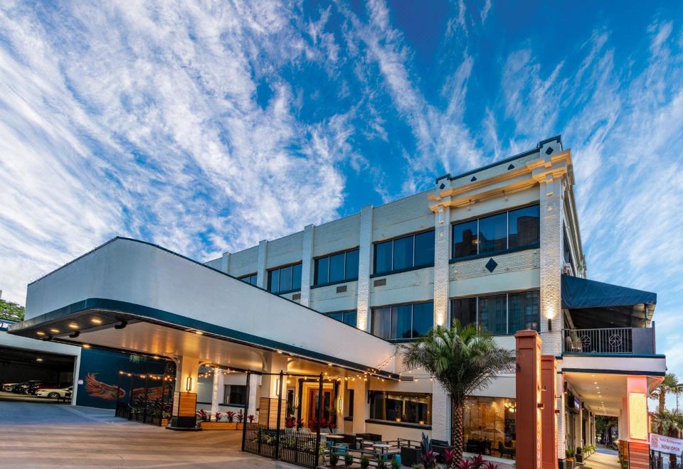 hotel overview picture