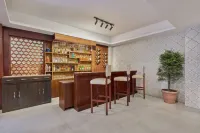 The Fern Denzong Hotel & Spa Gangtok, Series by Marriott - bar