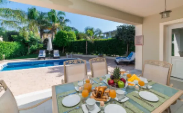 Mamfredas Luxury Resort