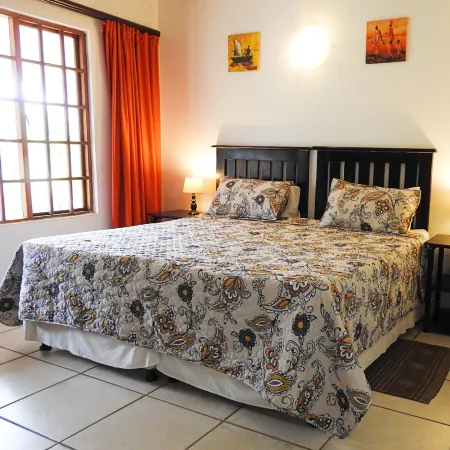 Bizafrika Guest Lodge & Conference Center