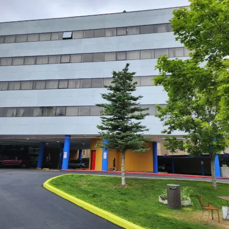Alex Hotel and Suites