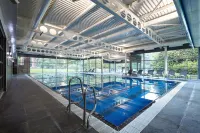 Macdonald Berystede Hotel and Spa - Pool