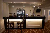 Royal Swan, Ashley Manor - B&B - Bar