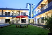 Prasanna Beach Resort - 150 meters to Kihim Beach - 駐車場