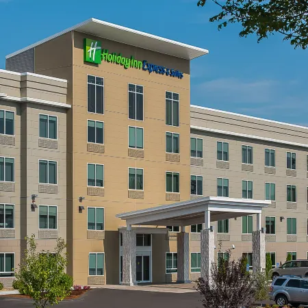 Holiday Inn Express & Suites Norwood-Boston Area by IHG