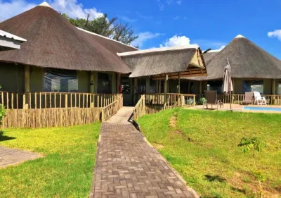Tlou Safari Lodge Hotels near Air Botswana