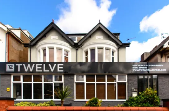 Twelve Apartments Hotels in 