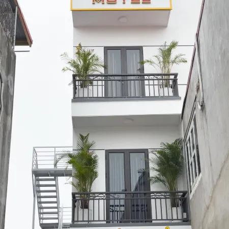 Adal Motel