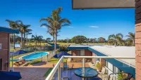 Surfside Merimbula Holiday Apartments Hotels in Merimbula