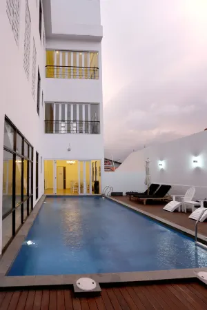 Urbanest Inn House Slipi Отели рядом с достопримечательностью «Музей текстиля»