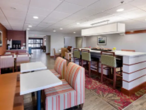 La Quinta Inn & Suites by Wyndham Boone University ブーンのホテル
