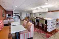 La Quinta Inn & Suites by Wyndham Boone University Hotel di Boone
