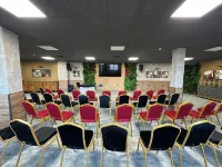 Forum Sport Palace فنادق في Natsovtsi