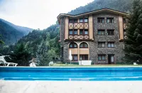 Hotel Xalet Verdú - Pools