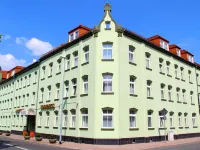 Apartment Hotel Lindeneck Hotels near Anger