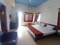Savanur Deluxe Lodge
