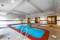Comfort Suites Vacaville-Napa Valley Area - Pools