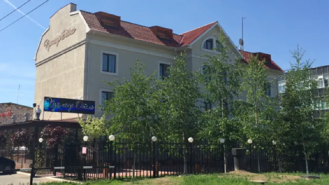 Prem'er Hotel