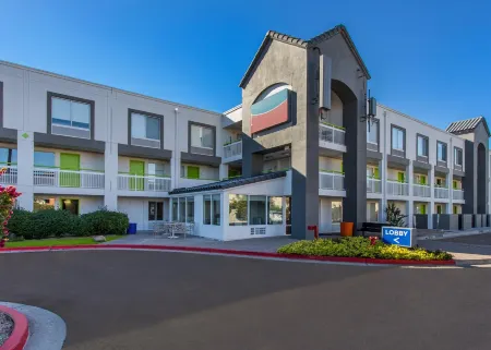 Revival Scottsdale Studios