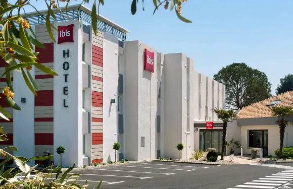 宜必思普羅旺斯地區薩隆南部酒店