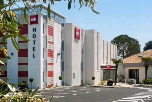 Ibis Salon-De-Provence Sud