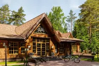 Tsarstvo-Korolevstvo Hotel