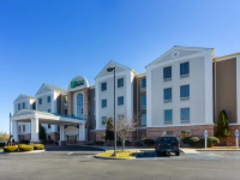 Holiday Inn Express 列剋星敦 羅克布里奇縣酒店