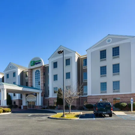 Holiday Inn Express LEXINGTON by IHG