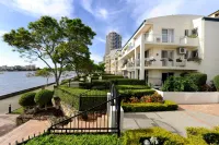 Bridgewater Terraces - parking