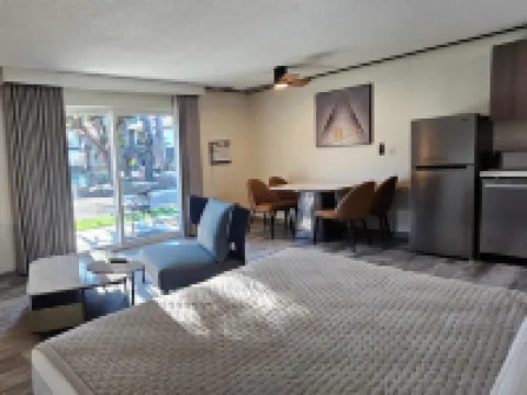 Interurban Suites Hotel, a Dazzler Select by Wyndham Hotels in Tukwila