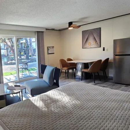 Interurban Suites Hotel, a Dazzler Select by Wyndham