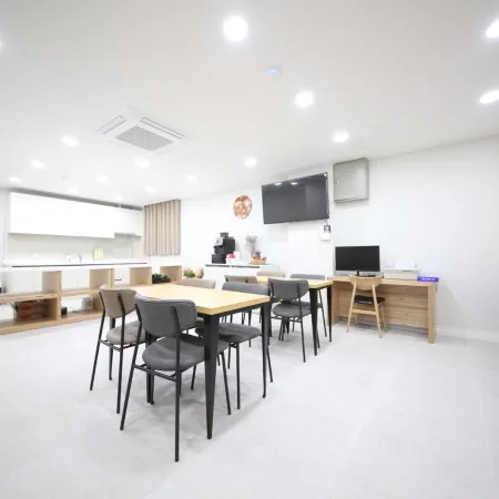 HARU Hotel