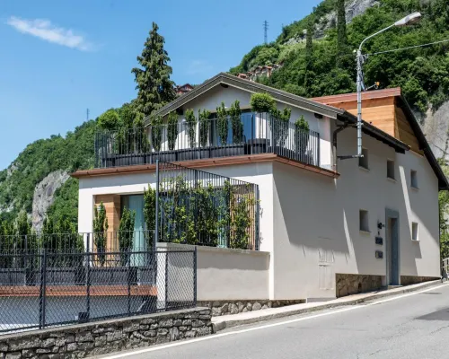 Residenza Decimina Hotels in Perledo
