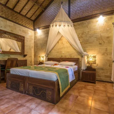 Hotel Pondok Sari Beach & Spa Resort โรงแรมใกล้หาดเปมูเตอรัน