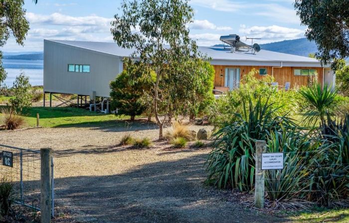 Bruny Island Escapes and Hotel Bruny