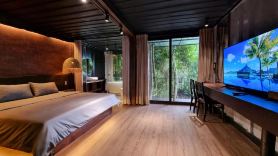 YesHue Eco Waterfall Retreat